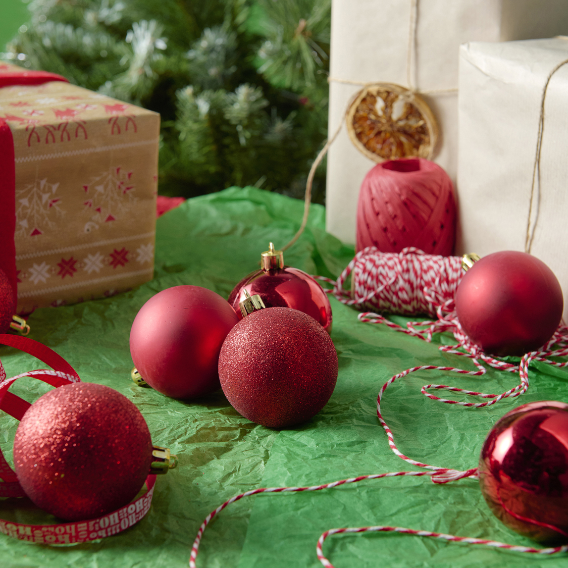 Christmas Tree Decorations & Baubles