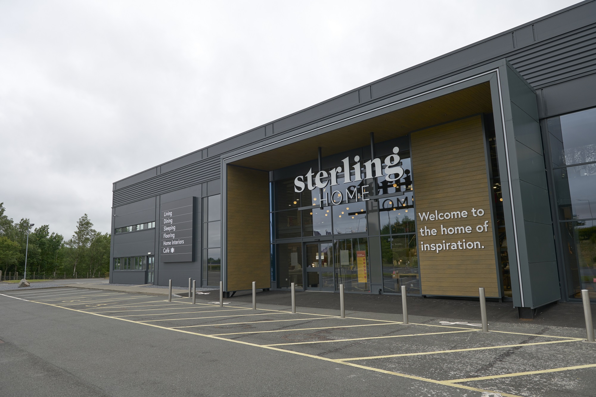 Exterior photo of our Dunfermline store